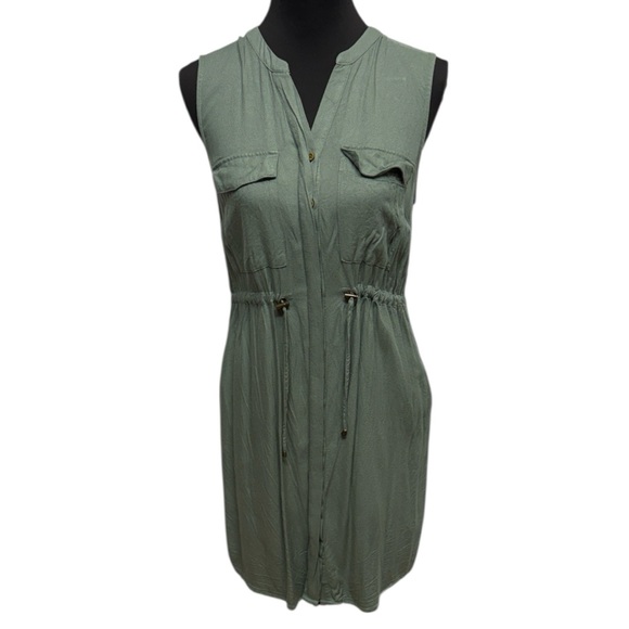 Maurices Dresses & Skirts - Maurices Sage Green Sleeveless Dress. Comfy Monochrome